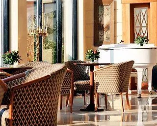 Hotel Metropolitan Capsis Club